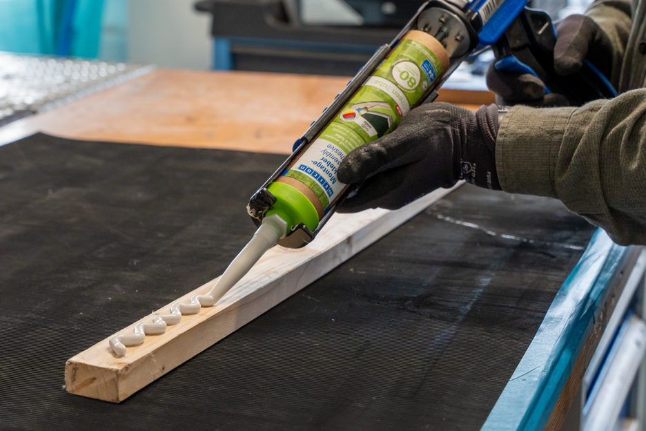 WEICON Green Tube Assembly Adhesive | powerful universal adhesive for indoor and outdoor use