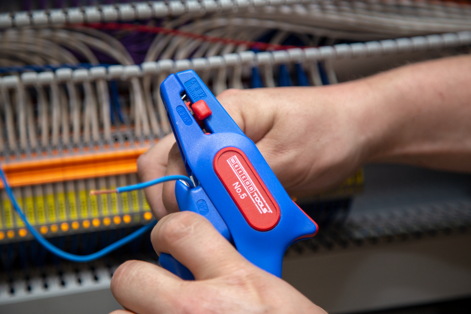 Electrical Installation Set 2 | 2-piece stripping set incl. wire stripper and cable knife