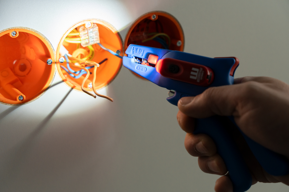 Wire Stripper No. 5 LED Set